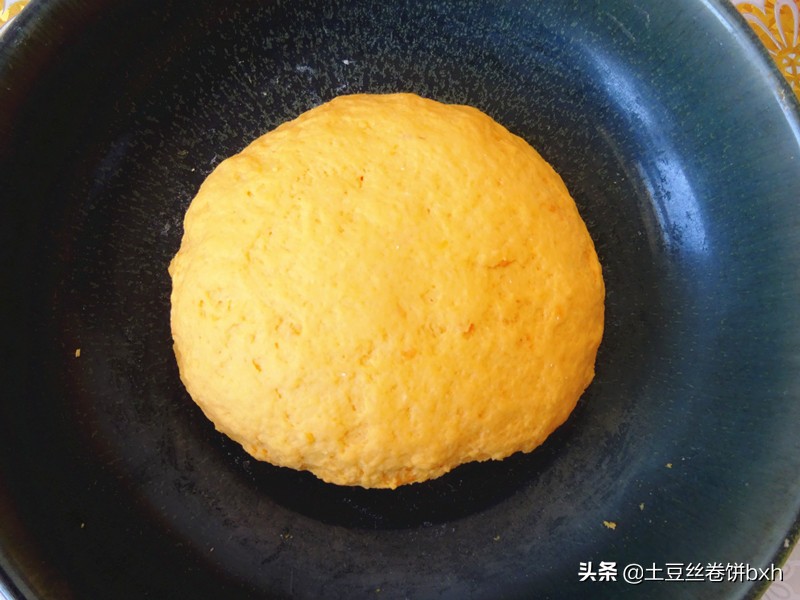 別再直接吃蒸紅薯了，用它來做餅，暄鬆多層好消化，越吃越愛