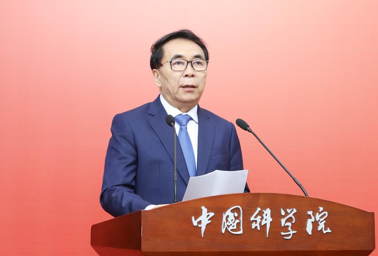 果然被盖茨说中！关于光刻机，中科院传来喜讯，台积电等紧急表态
