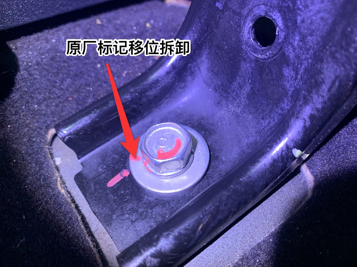 買到泡水車，記者和車行老板大吵一架，才維權(quán)成功