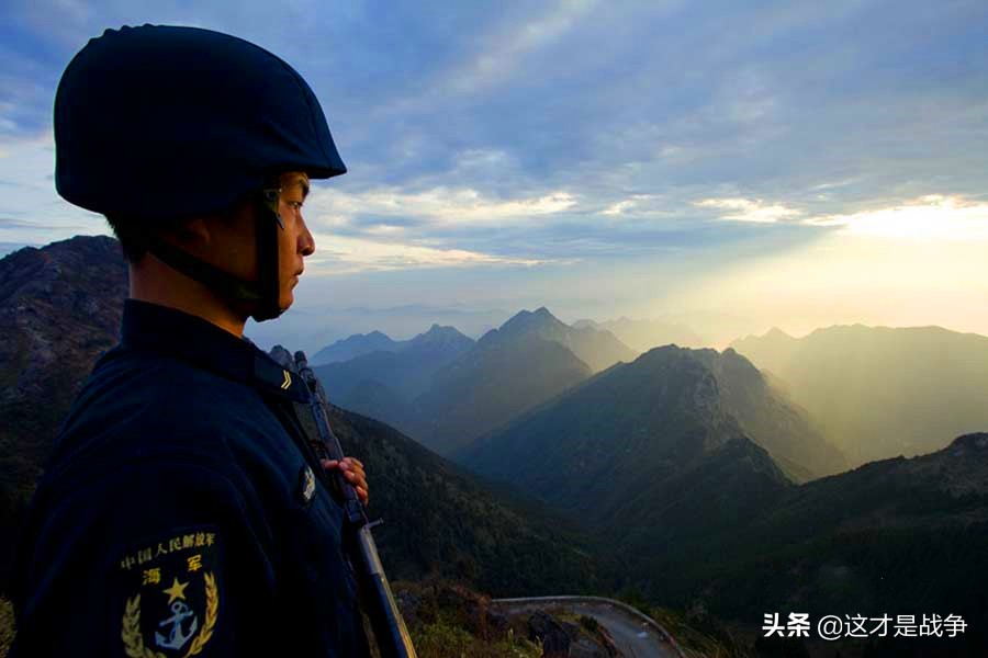 那一年，共和国面临最严重的军事威胁，两个将军奉命前往雁荡山