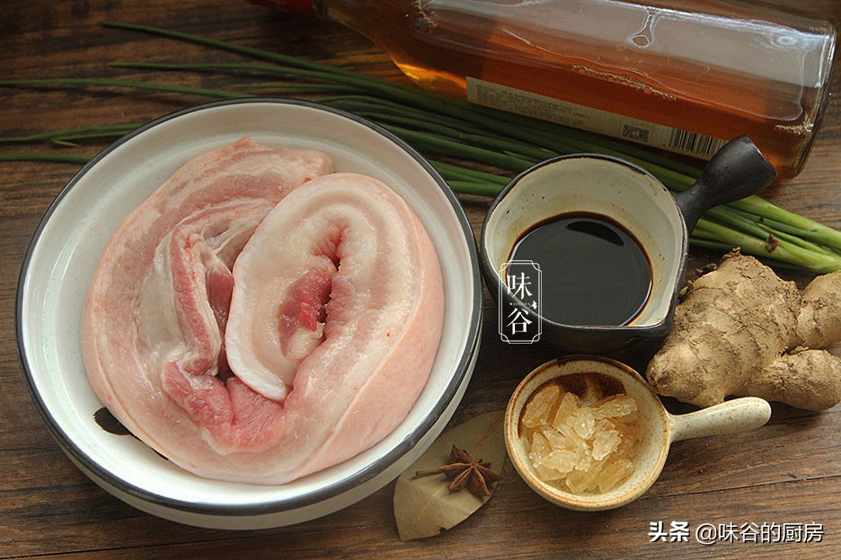 家传20年的红烧肉做法，不放水不加盐，不用炒糖色，简单更好吃