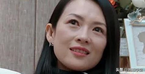 章子怡素颜曝光，这和普通人有什么区别？网友