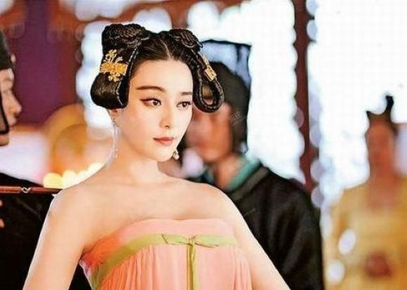 新版《射雕》黄蓉选角，范冰冰出局，她说只因自己身材太高挑？
