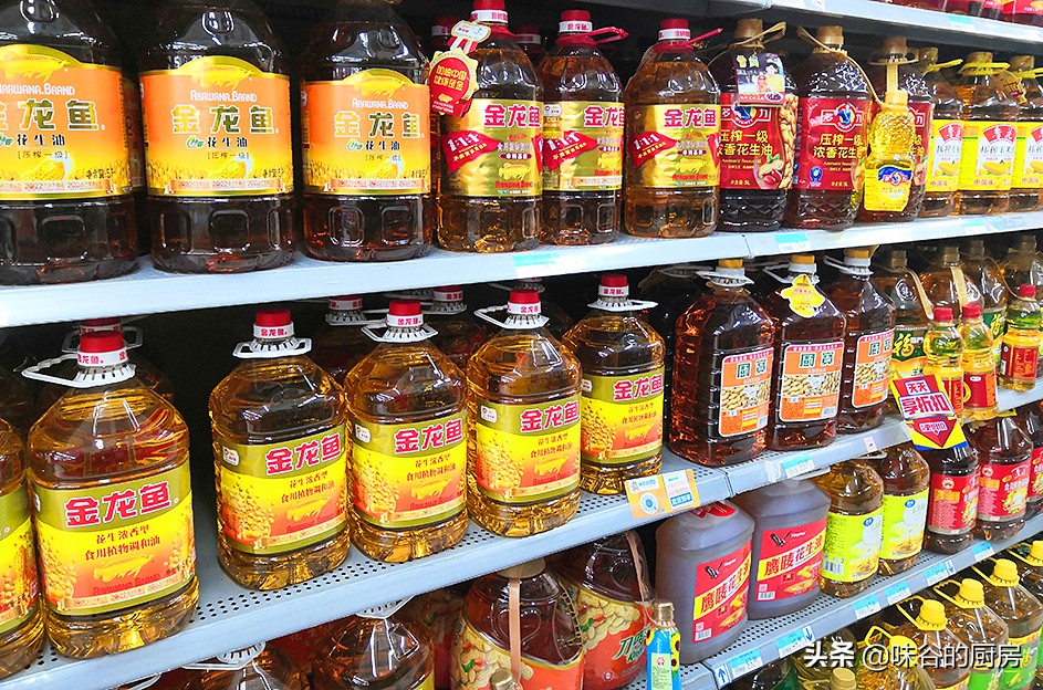 這種4食用油最好少吃，沒營養卻很香，很多人還在吃，別不當事