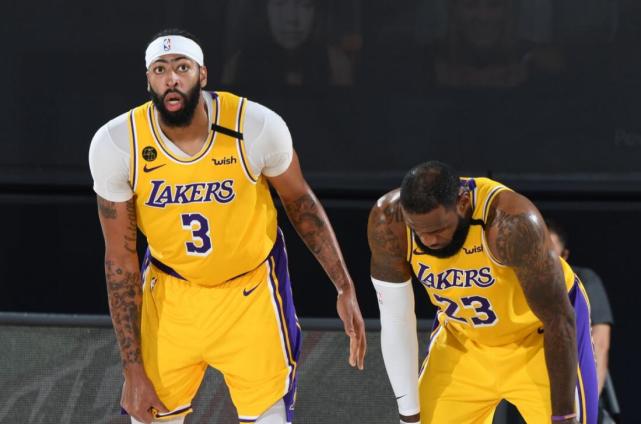 變陣有效果！湖人4大數據領先金塊，詹皇0失誤太無解，魔獸搶籃板壓制Jokic！-黑特籃球-NBA新聞影音圖片分享社區