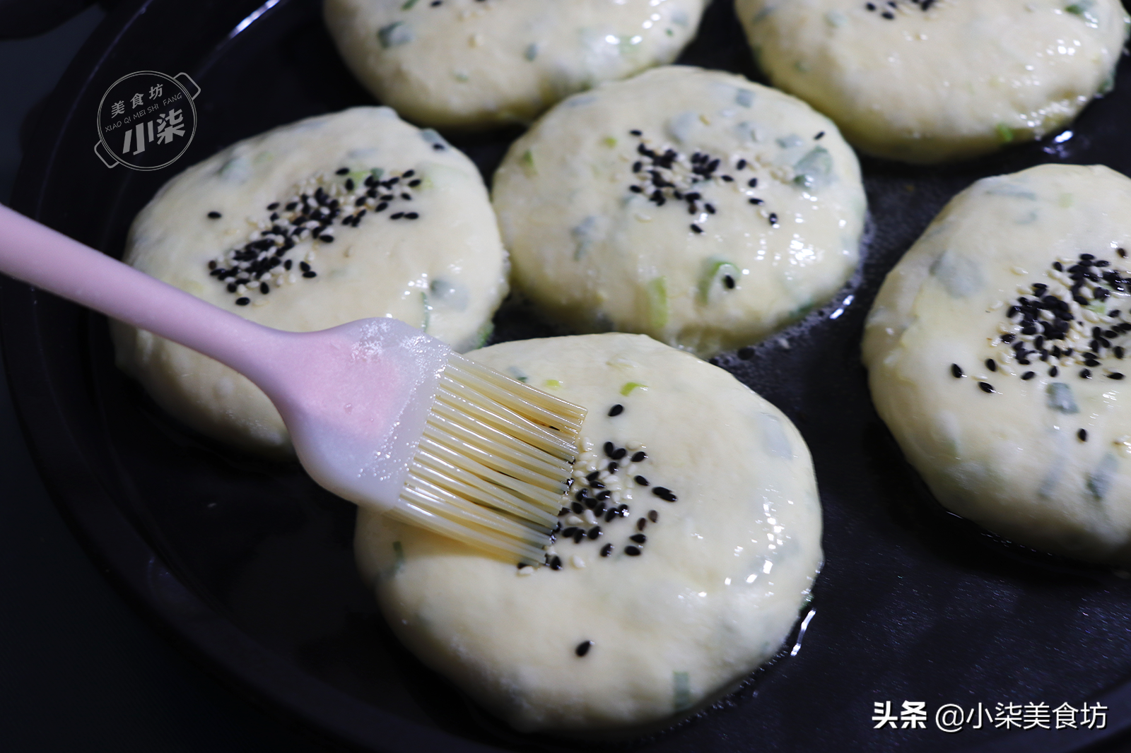 這餅我一周做2回，筷子一攪，外酥裡軟，大人孩子搶著吃，太香了