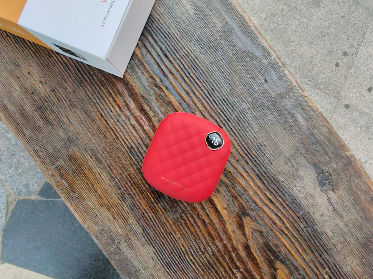 沃品WH-07暖手充电宝，冬天玩手机妈妈再也不用担心我的手冷