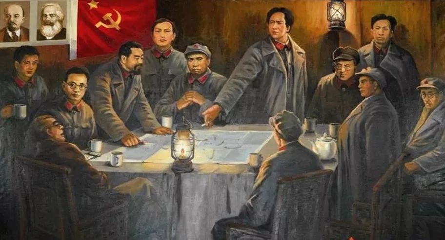 蒋介石当时为什么会失败，原因就是这个人，把情报送给了红军