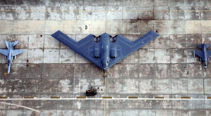 网传俄隐身战略轰炸机首飞进入倒计时，据称已