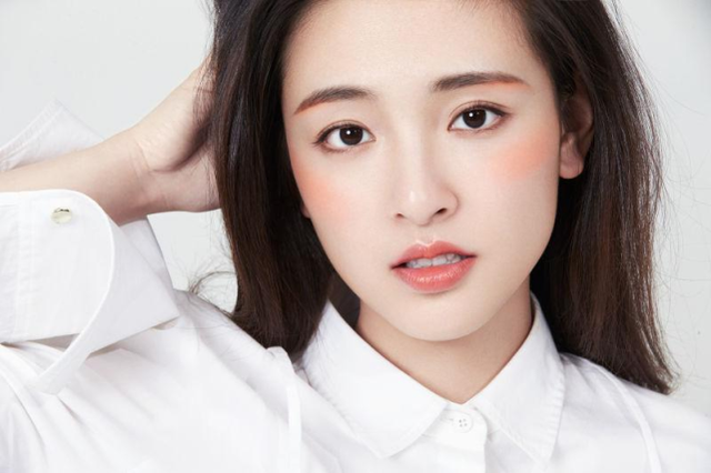 Dan Yan is summit summit 90 hind floret, be procrastinated to break down by amative head career the first person? 