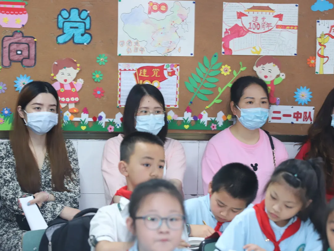 走进南小 见证成长丨天府新区南湖小学2021春家长开放日活动