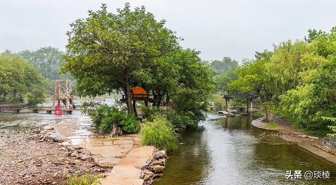 The owner spent 11 years investing 400 million yuan to build an ancient village with very few tourists