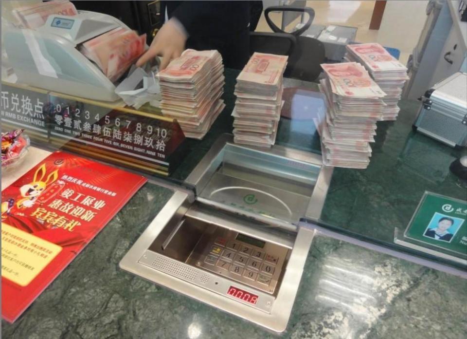 为什么很多储户不愿意买4%-5%的理财产品，而是存2%-3%的定期？