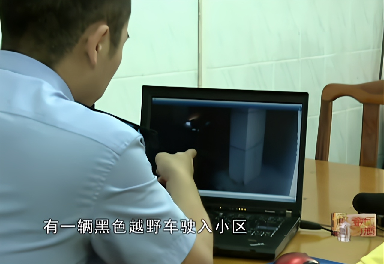 因在丈夫手机发现女子不雅照，妻子惨遭丈夫杀害后抛尸菜地！面对审讯仍为自己开脱