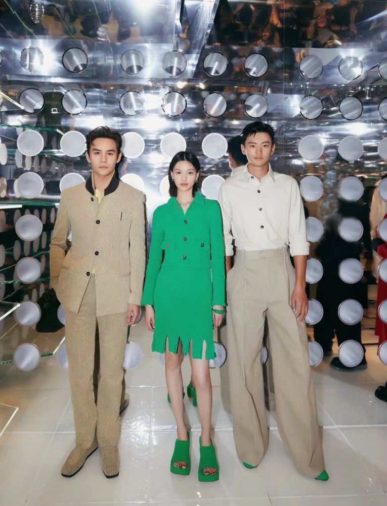 Bottega Veneta在成都推出限时隐市之店