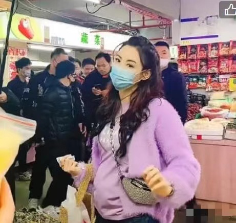 张柏芝否认怀了第四胎后，再添实锤？难怪向太曾称她谎话精