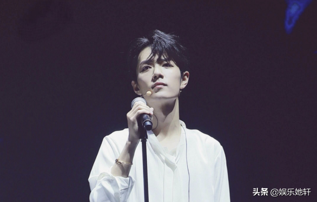 肖战发言获杨紫“点赞”，终于霸气一回了，两
