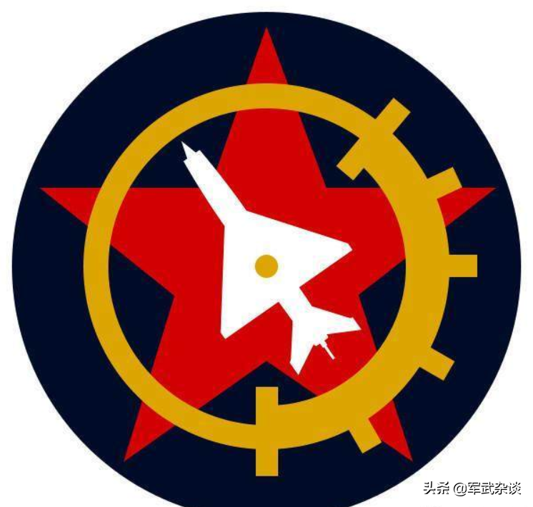突发，台空军2架F-5E战斗机相撞坠毁，飞行员1重伤1失踪
