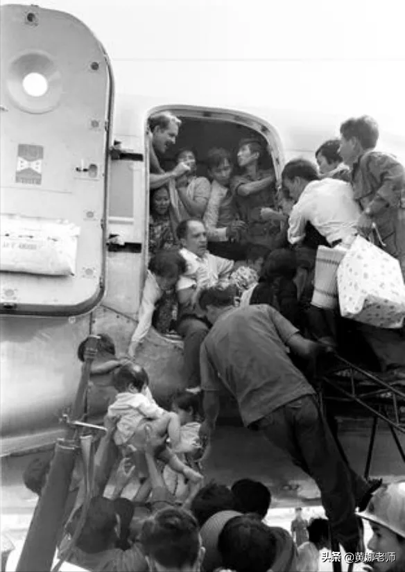 Խ�����������У�������������ֱ�������º�ĸ���ⱳ����й���