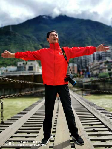 四川旅游：走近泸定桥圆童年电影情结（图）
