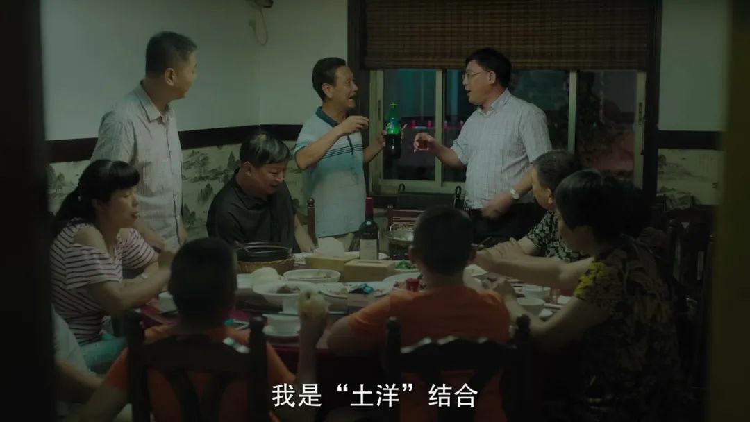 片中演员90%是导演亲戚，一波“虎”操作后，竟