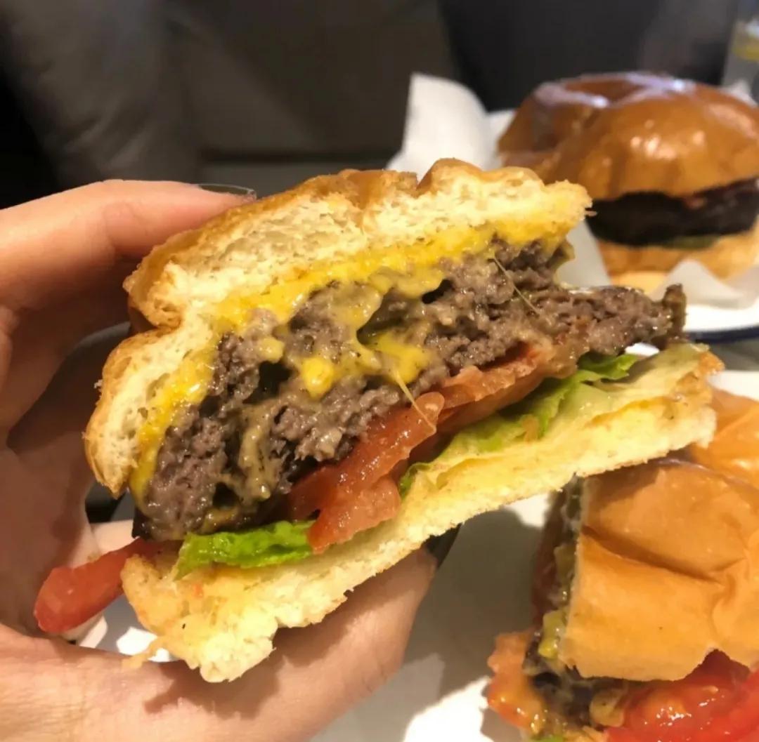 Shenzhen exceeds 5 times this inn of beautiful type hamburger, hamburger is not built to biscuit greatly