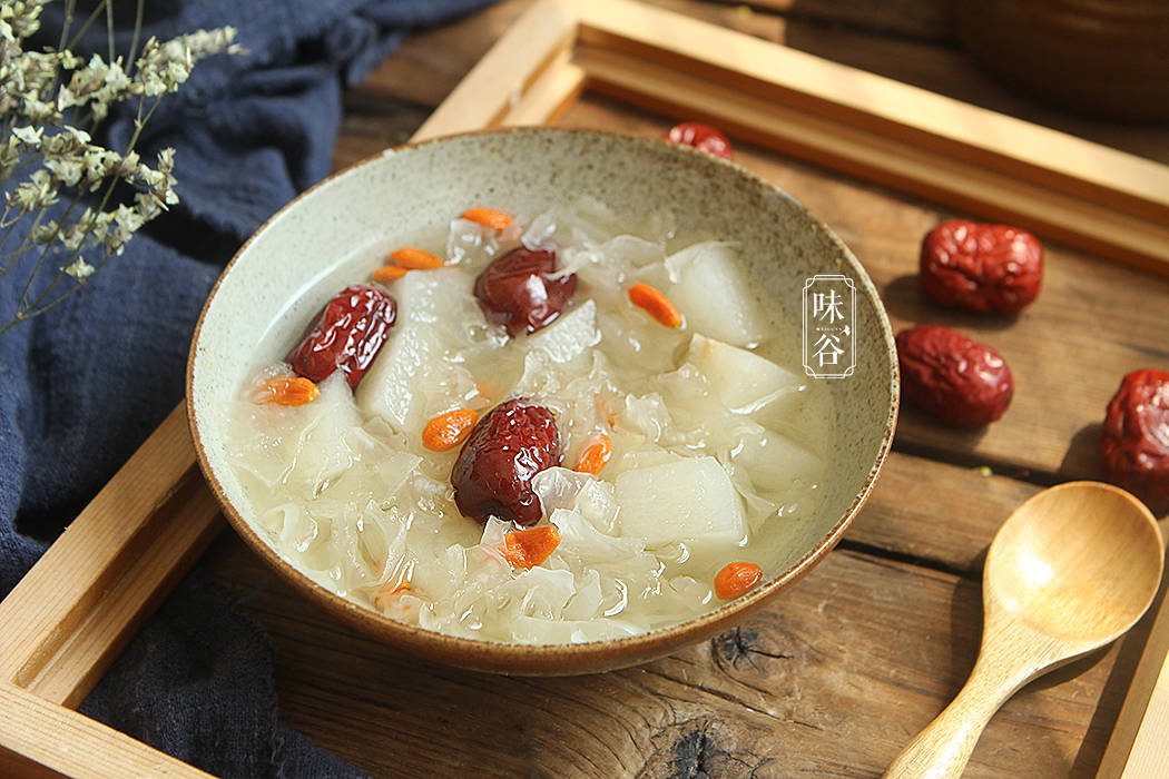 三伏天，这6道解暑糖水要多喝，清甜又滋润，天再热也精神十足