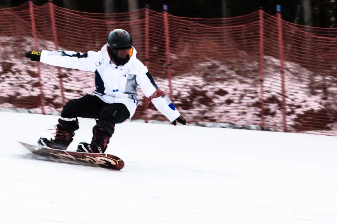 滑雪到底有多好玩？让年轻人欲罢不能