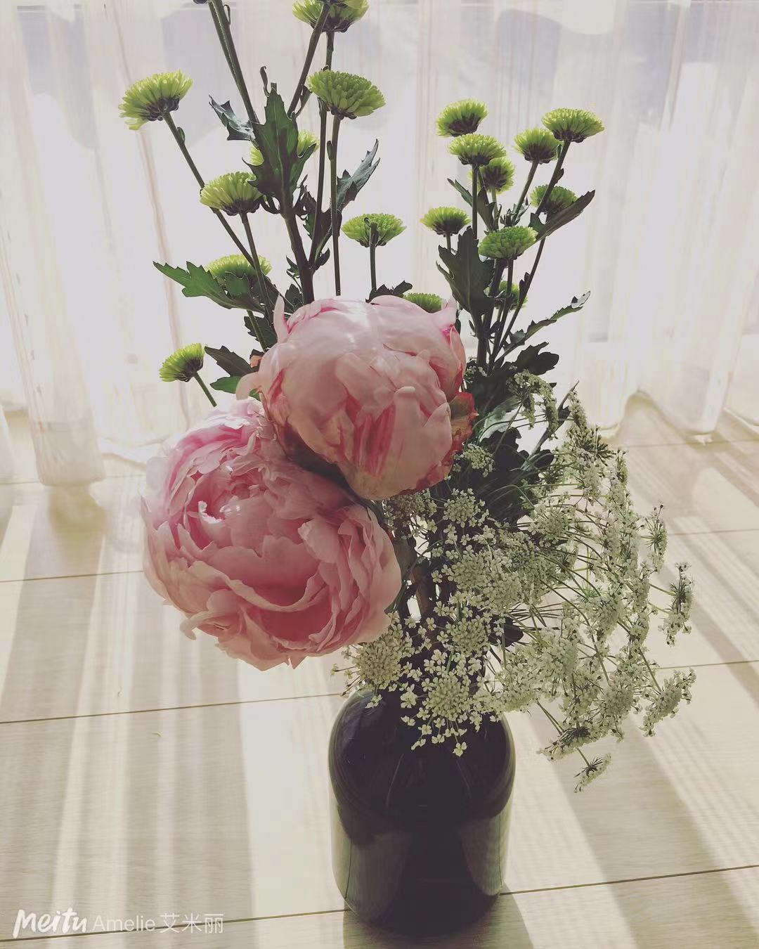 适合当做个性签名的句子：散场难免，尽兴而归