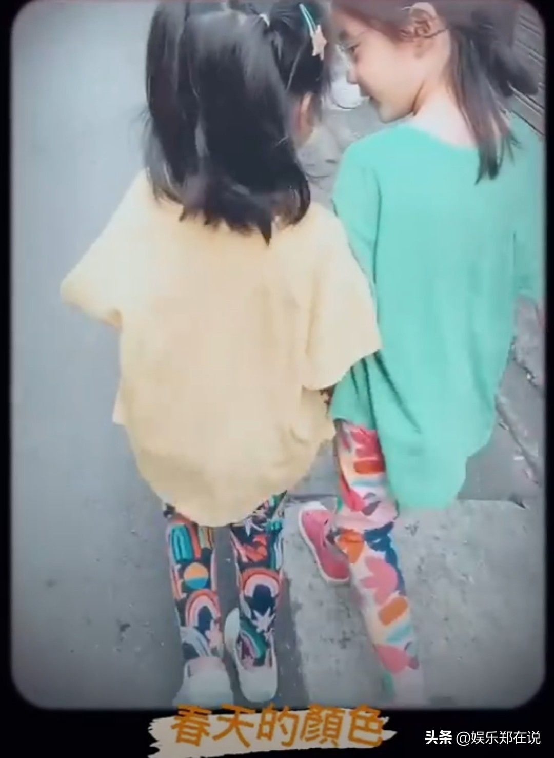 修傑楷曬女兒近照，咘咘眼神盡顯寵溺，Bo妞笑露牙齒喜感十足