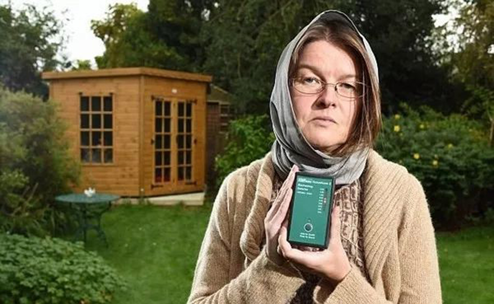 對WiFi過敏，不能使用電子產品，一生住在深山“隔離”