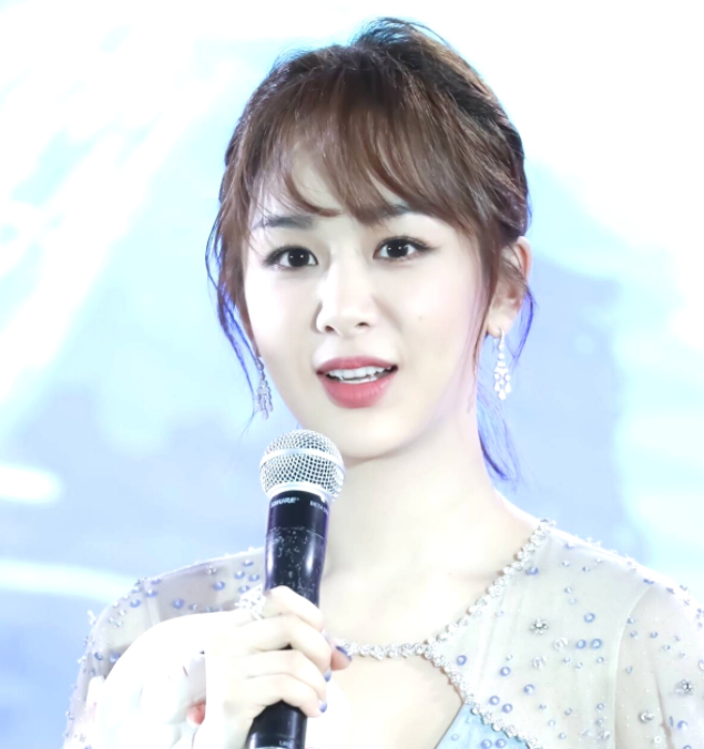 秦俊杰，张雪迎纪念在一起一周年，正式官宣？