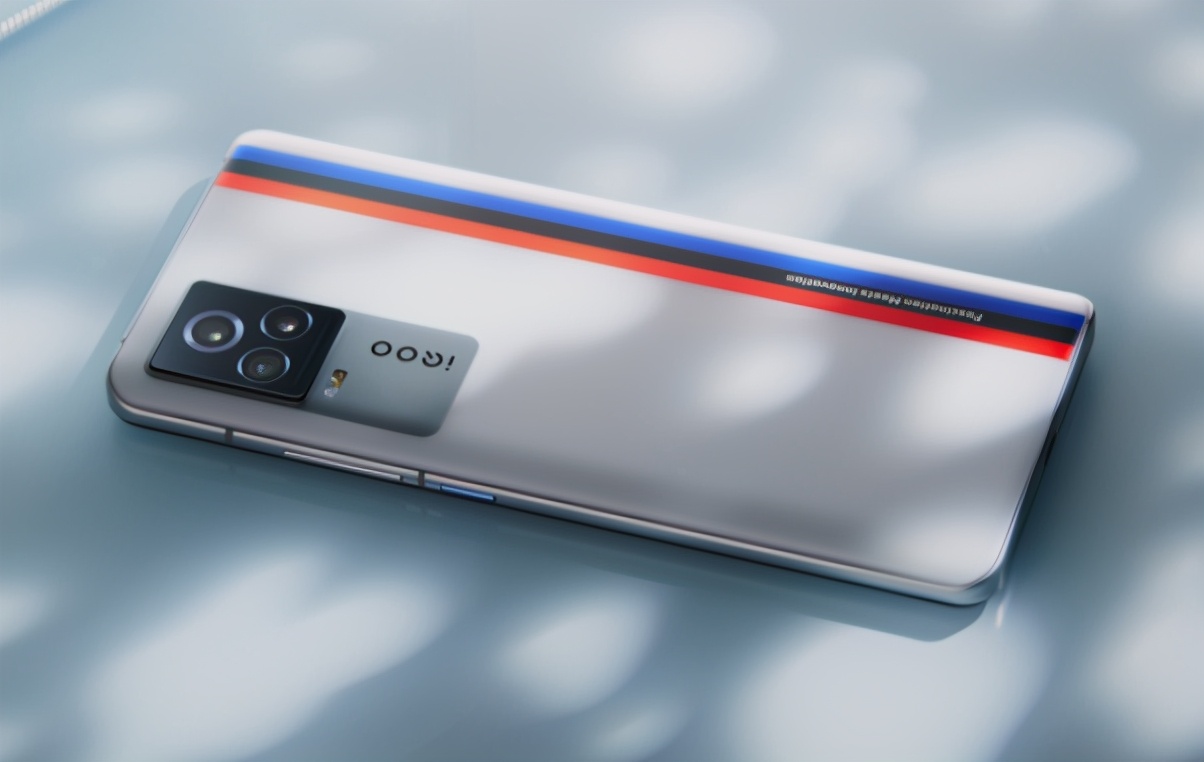 买旗舰机别盲从，这6款手机满足各种需求，款款