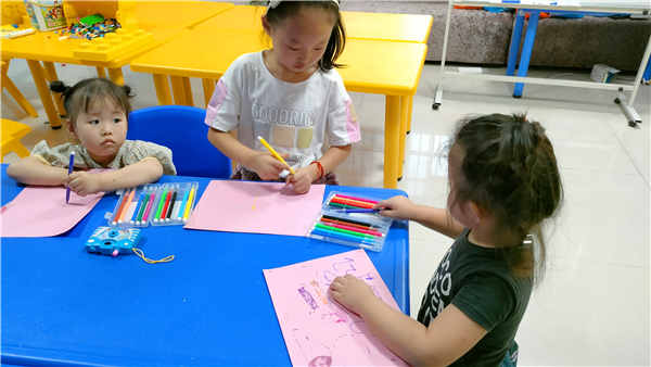 钓鱼台儿童服务站恢复陪伴了，让我们一起快乐成长