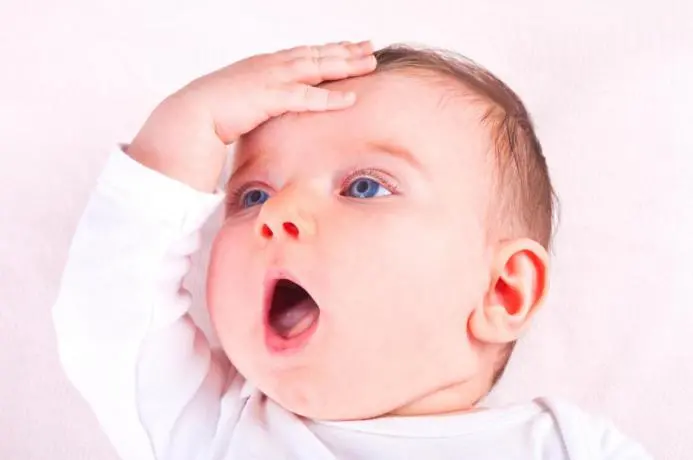 孩子发烧，可能是好事？发烧的12个误区，速查