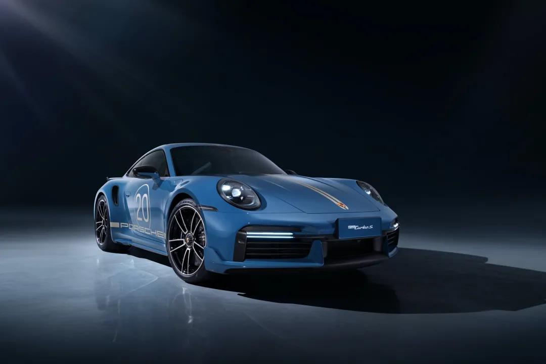 这款保时捷911仅仅改动了外观，却比普通版贵出了80万