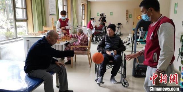 两会前部长们重磅发声 释放这些民生信号