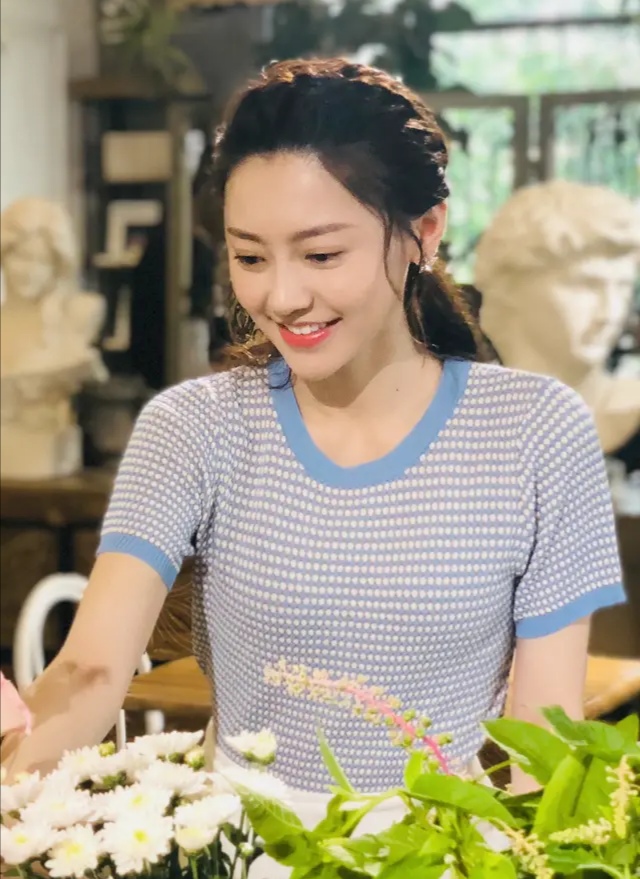 天生丽质黄梦莹（续篇）
