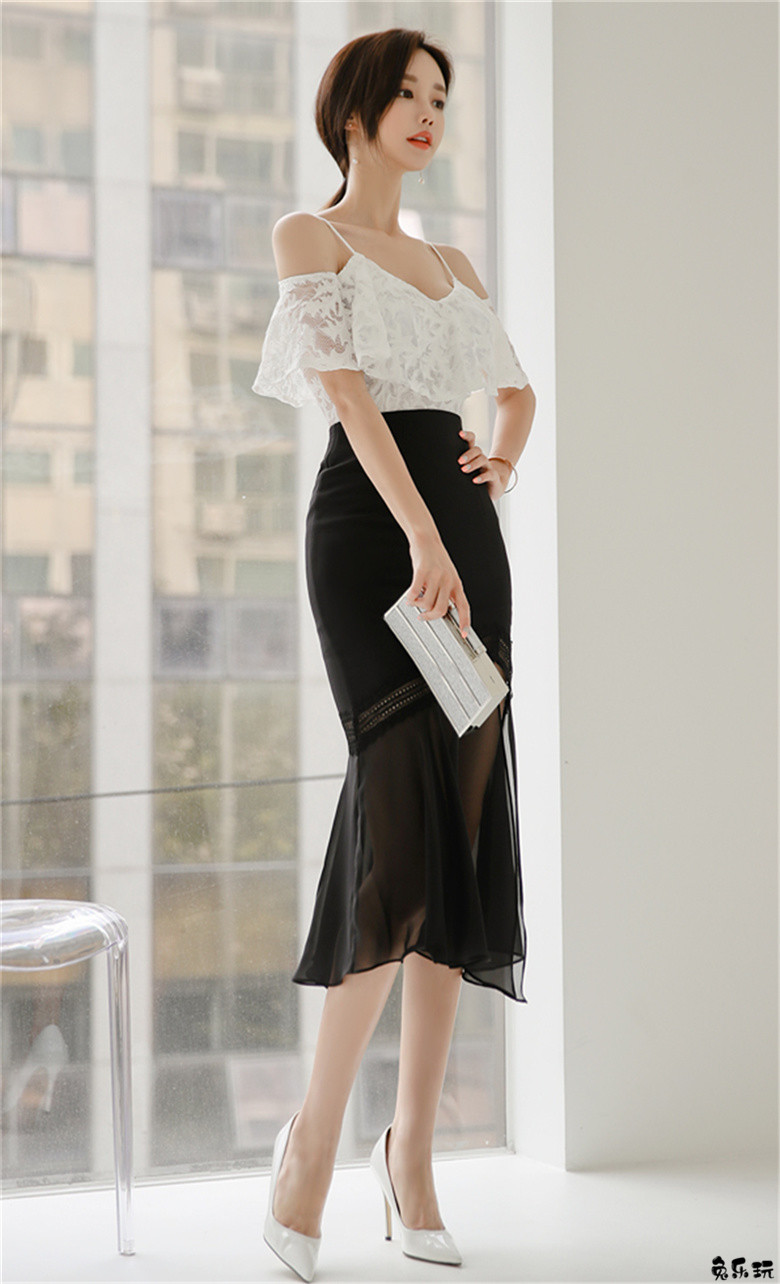 孙允珠：北欧芝士酸柠乳酪纯白吊带裙