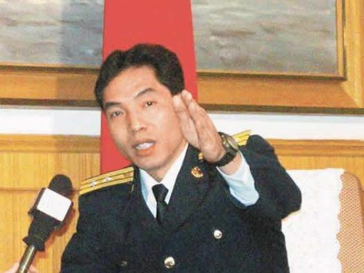 拒绝道歉颠倒黑白，中美南海撞击事件，美国飞