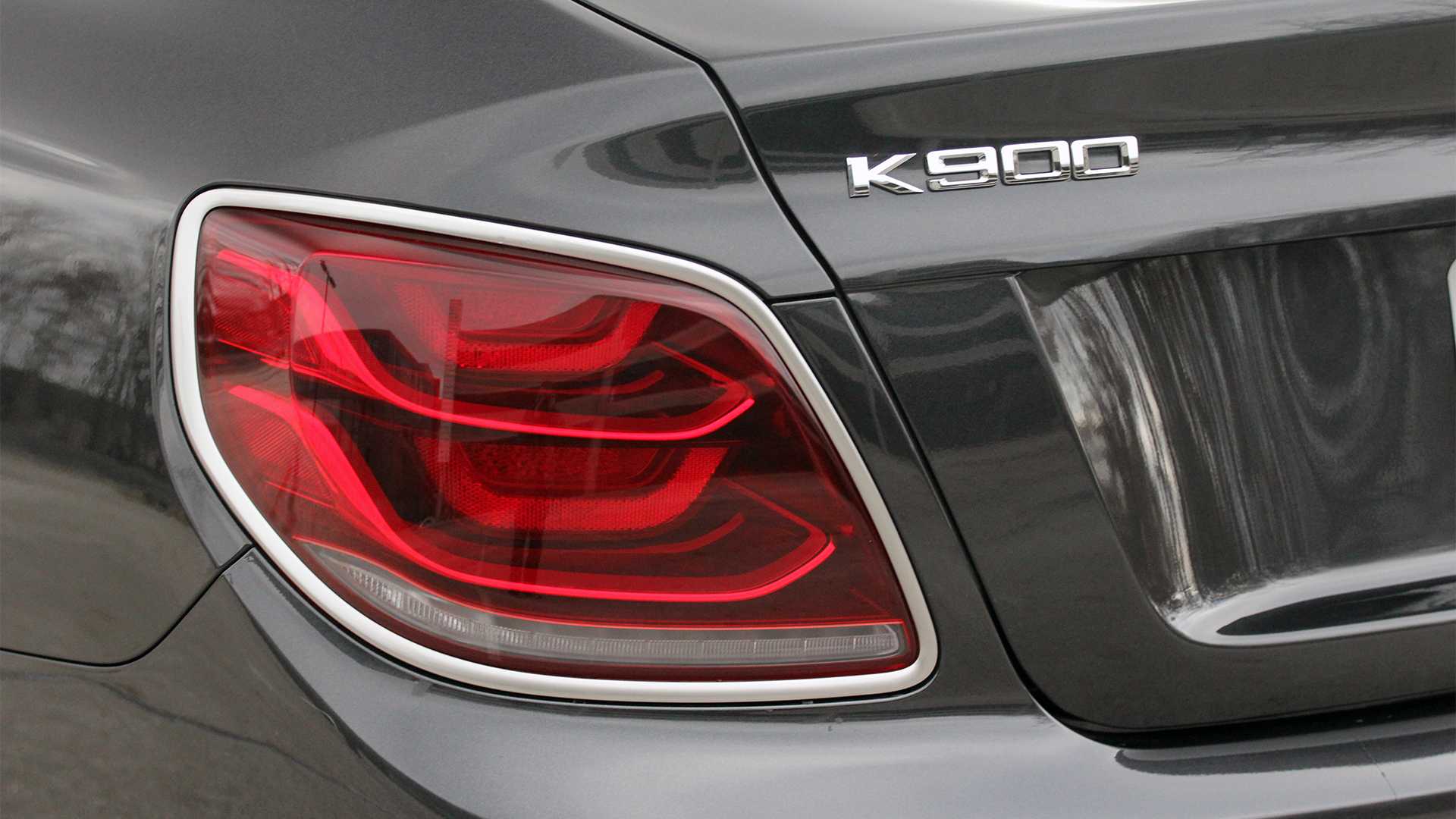 2019款起亚K900现身，没啥关注的它称得上豪华车吗？
