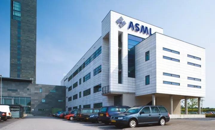 荷兰终于解除禁令，向中国出口光刻机，能成为