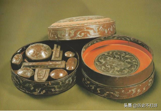 马王堆汉墓中穿越两千年的藕片汤，只看了一眼就融化成了水