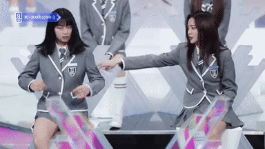 台下的婧们也是一群“戏很多的”女孩呀！