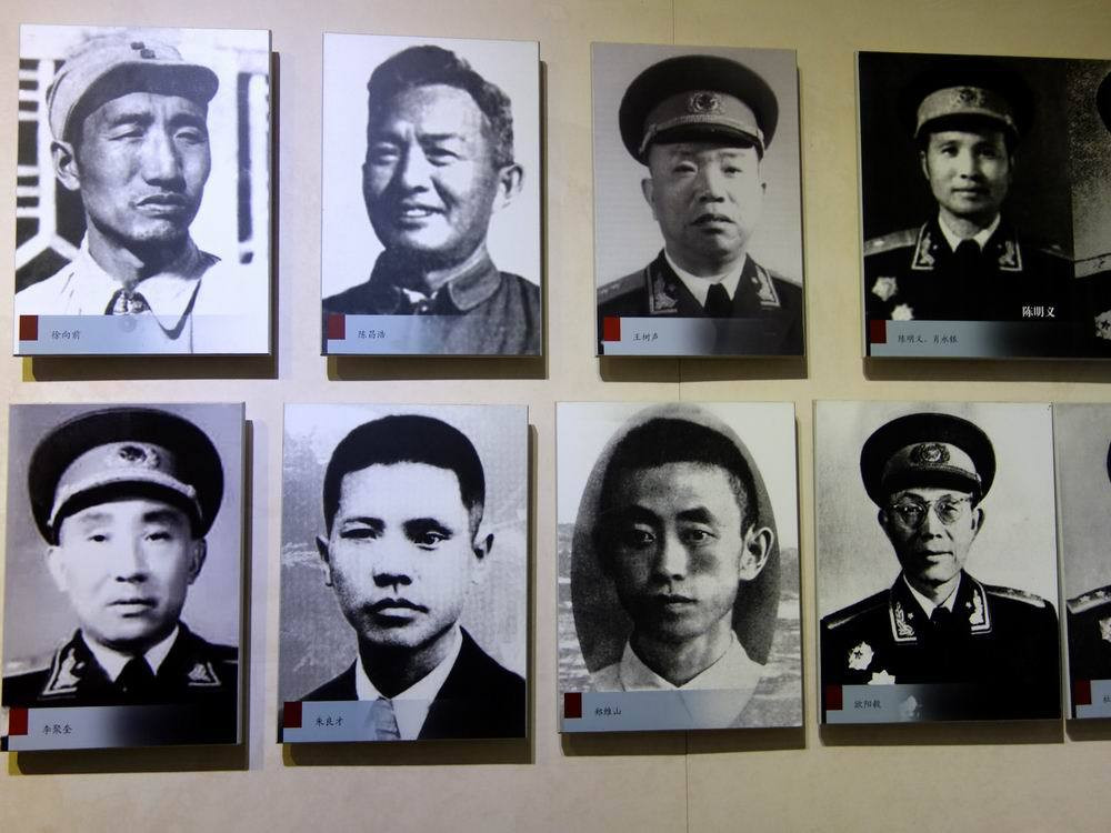 红色理财专家36岁牺牲，妻子俘虏营生孩子，居深