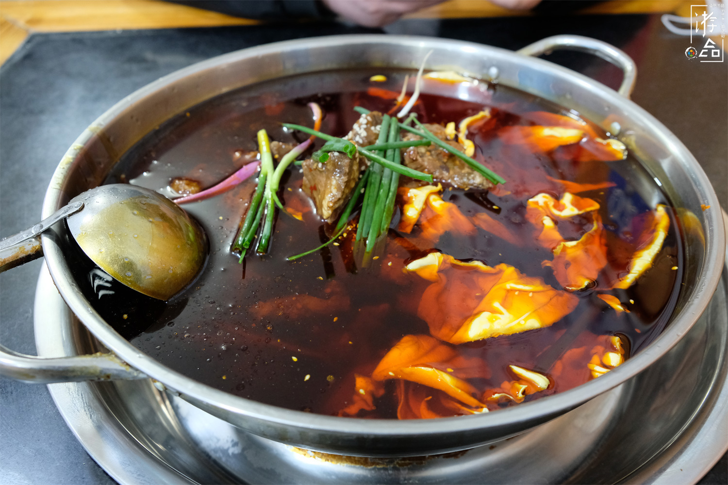 牛肉牛筋牛大肚，一锅乱炖的梁山耙牛肉，性价比超高的深夜食堂