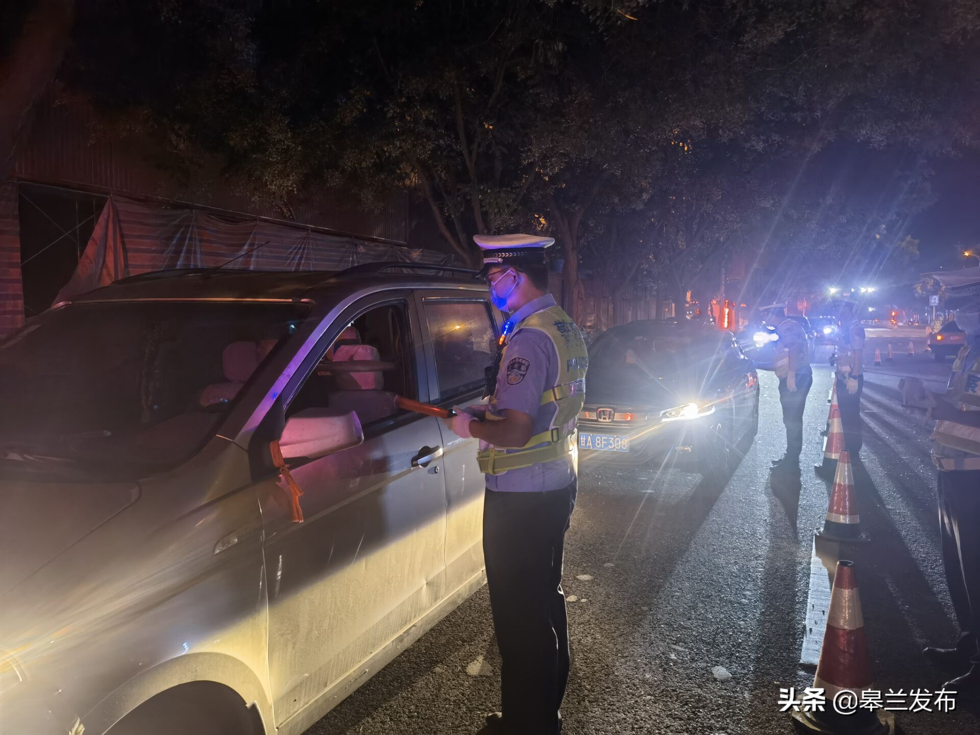 ���������ԡ�ת����ץ��ʵ����ʵ������ �ƶ���·��ͨ��ȫ���������ж�