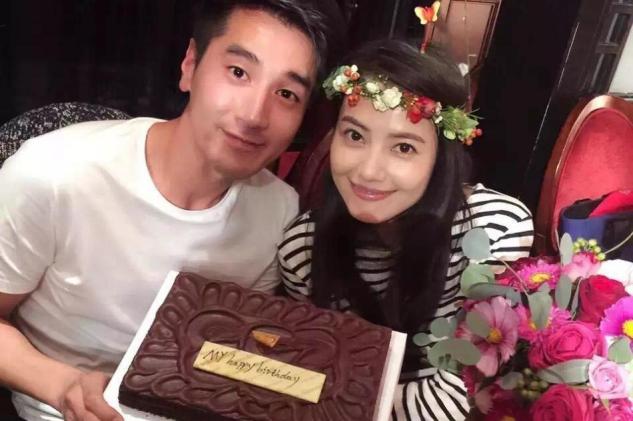 赵又廷爸爸采访猛夸高圆圆！大方分享家庭趣事，2岁孙女超独立