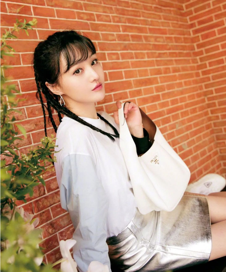 限薪令是假象？爆明星在剧组挂名变相加钱，郑