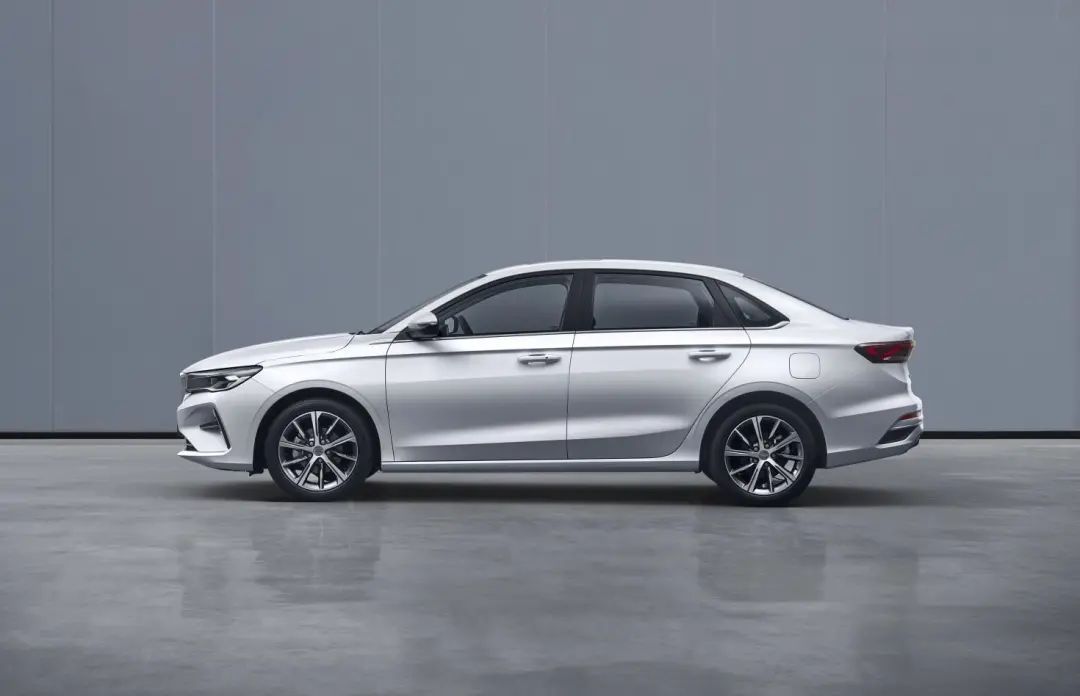 看到吉利全新一代帝豪的设计只想说：稳了！